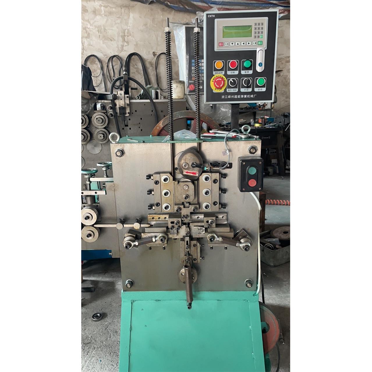 卷帘门弹簧松了怎么收紧