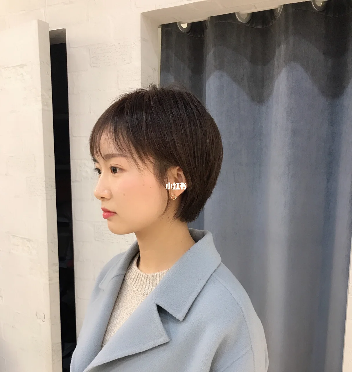 梦见剪头发换发型是什么意思